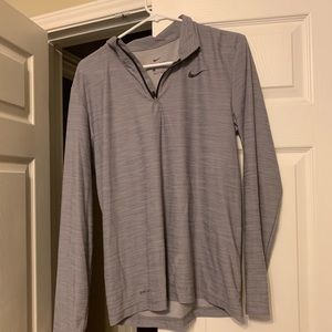 Nike pullover
